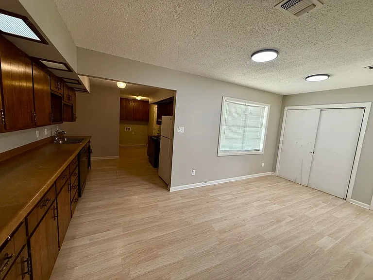 3200 Meador Rd — Photo 6