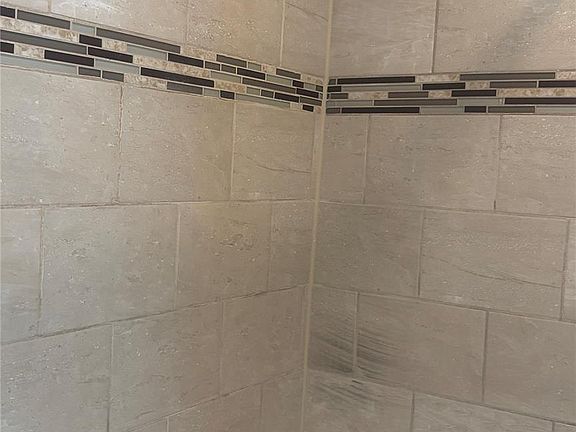 5th image of 4302 Polk St #7