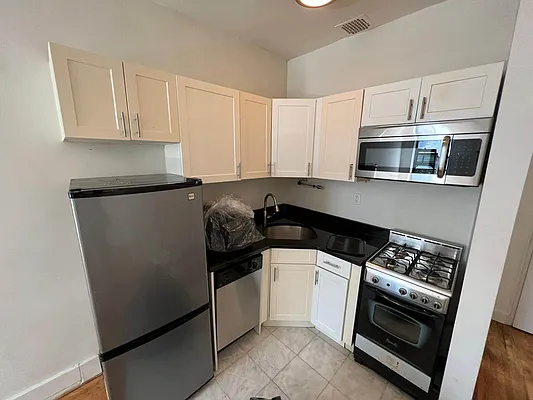 Rented by Best Apartments North Inc | media 1