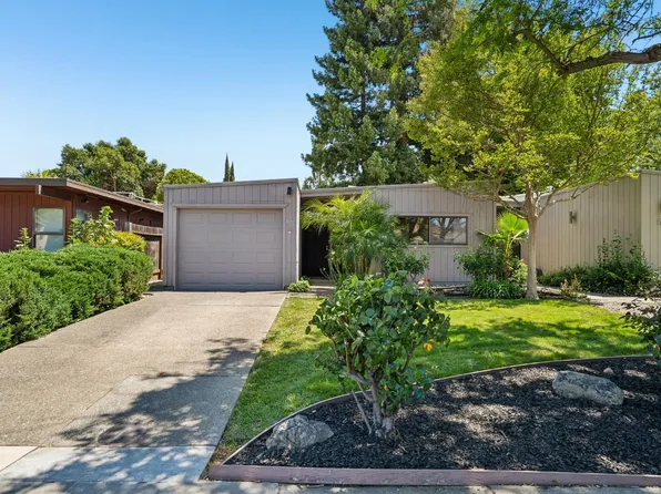 1786 Bannon Creek Dr, Sacramento, CA 95833