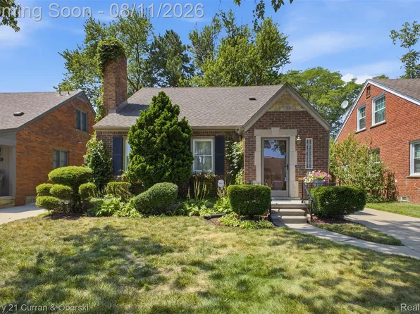 1037 N York St, Dearborn, MI 48128