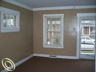 2nd image of 2344 Pulaski St
