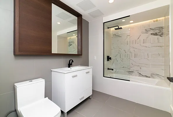 Rented by Nooklyn NYC LLC | media 35