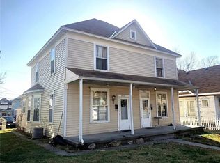 2412 Jules St, Saint Joseph, MO 64501