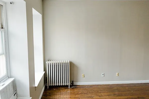 Rented by Pomegranate Property Management LLC | media 33