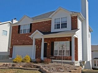 9242 Cedarberry Ct, Saint Louis, MO 63123