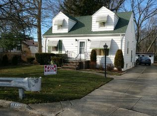 15224 Schuyler Ave, Cleveland, OH 44111