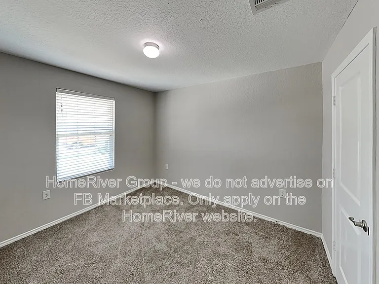 6807 Hibiscus Fls — Photo 18