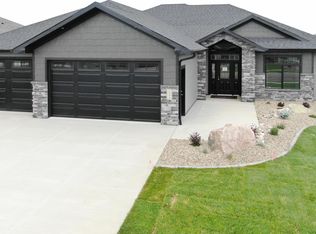 1004 Community Loop, Bismarck, ND 58503