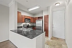 1 bed, 1.0 bath, 783 sqft, $1,345 — Photo 3