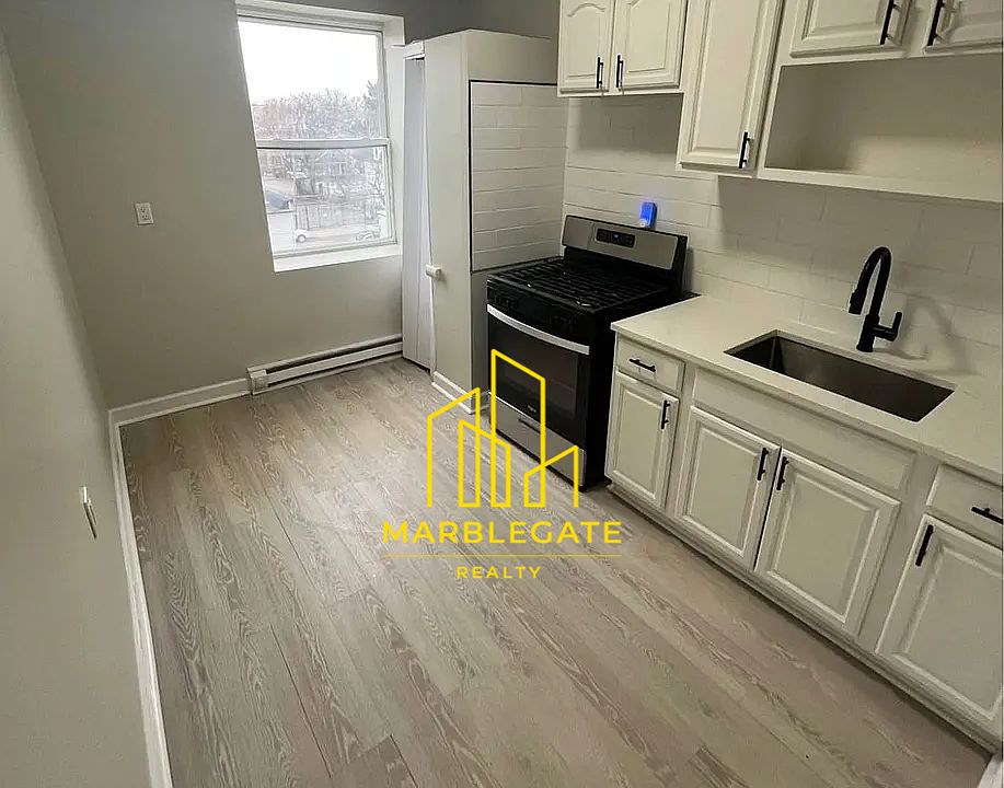 1st image of 148 Palm St #88