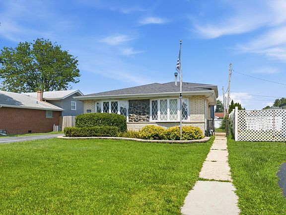 3rd image of 5432 137th St