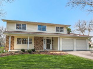 6630 Stonewall Ave, Downers Grove, IL 60516