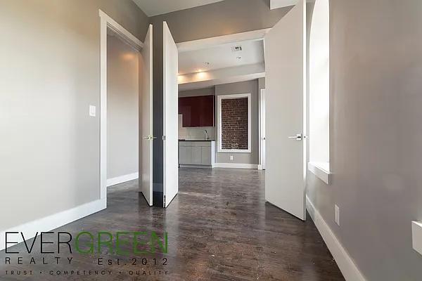 Rented by ERNY LLC | media 17