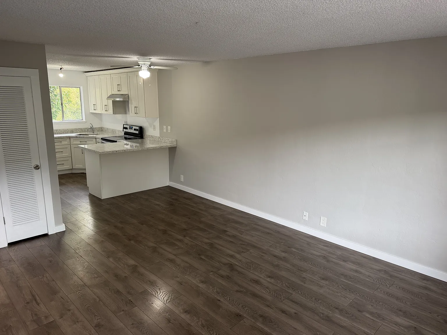 1356 Lincoln Avenue - 3 — Photo 3