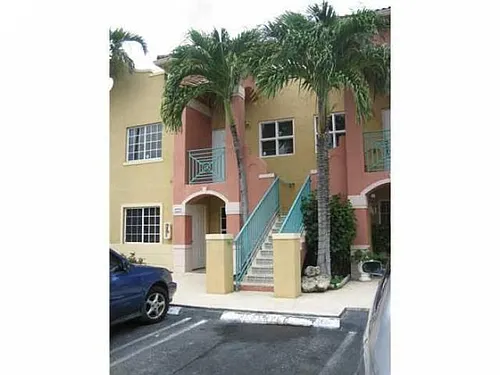 6960 NW 174th Ter Photo 1
