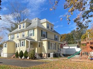 2 Francis Rd #1, Wellesley, MA 02482