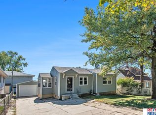 4455 F St, Omaha, NE 68107