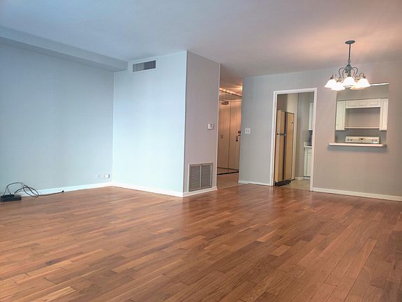 living/dining room combo