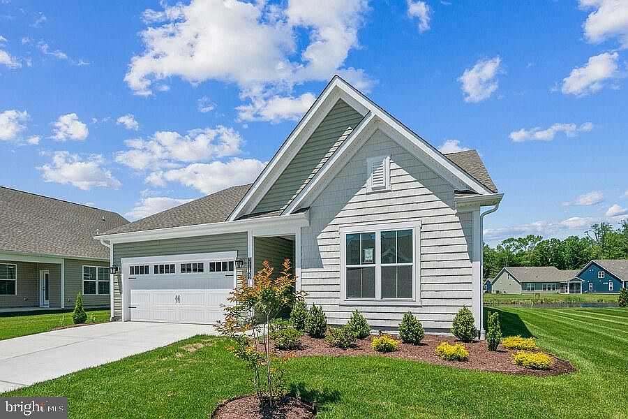 1st image of 36159 Windsor Park Dr
