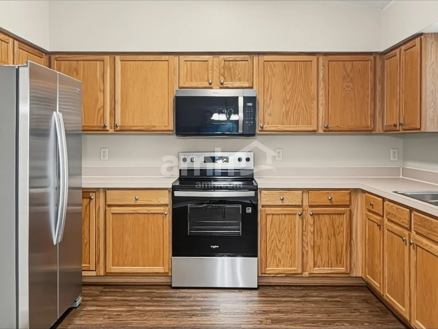 3 bed, 2.0 bath, 1282 sqft, $1,955 — Photo 4