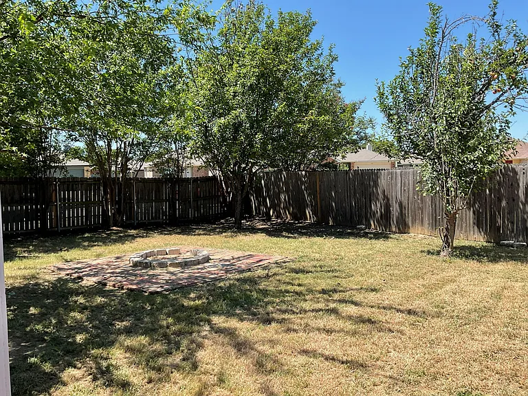 1001 Stockton Dr — Photo 24