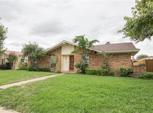 2138 Village Crest Dr, Garland, TX 75044