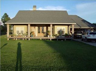 8825 Beth Dr, Youngsville, LA 70592