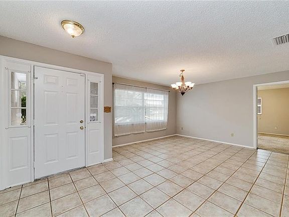 3rd image of 3013 Nicholson Dr