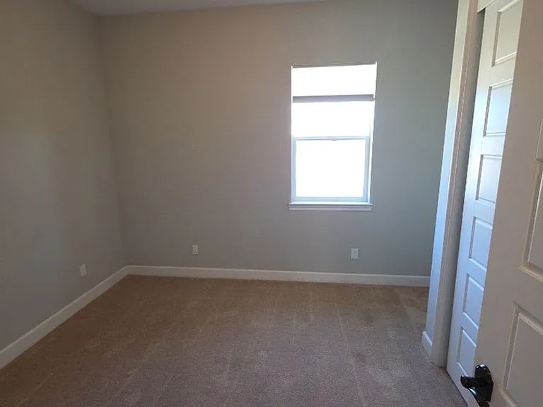 245 Katie Ct — Photo 20