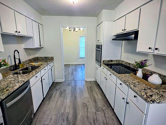 3rd image of 4264 Timber Rise Rd