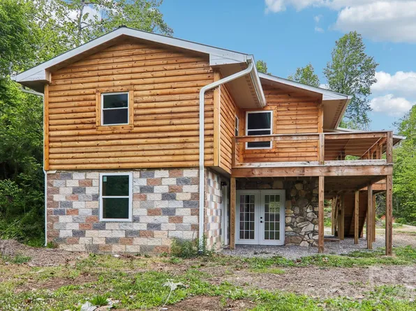137 Red Maple Ln, Burnsville, NC 28714
