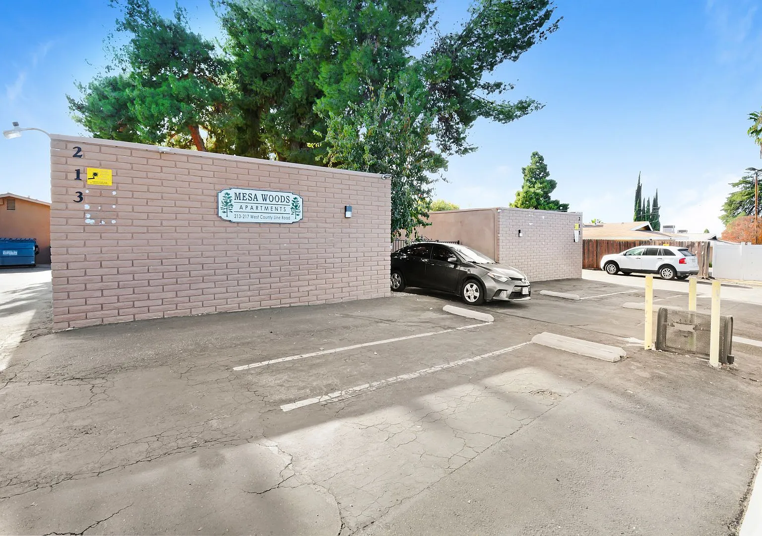 Mesa Woods — Photo 1
