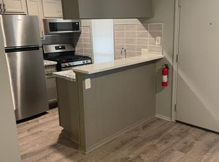 6906 Guadalupe St #406, Austin, TX 78752