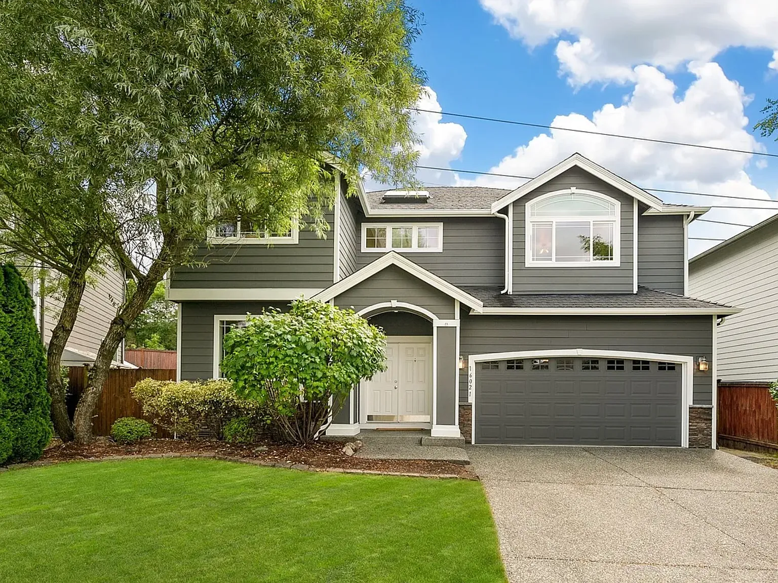 3 bed, 2173 sqft, $3,990 — Photo 1