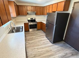 305 S 9th St, Lebanon, OR 97355