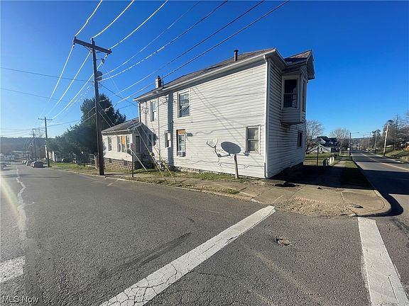 2nd image of 353 Pine St #B