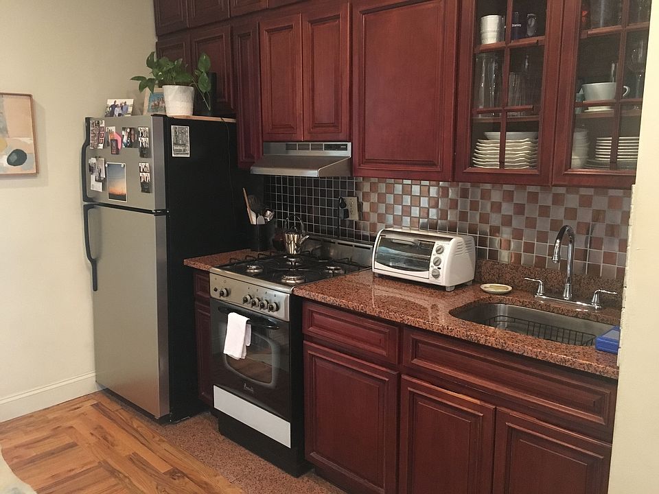 1st image of 144 Sullivan St APT 15