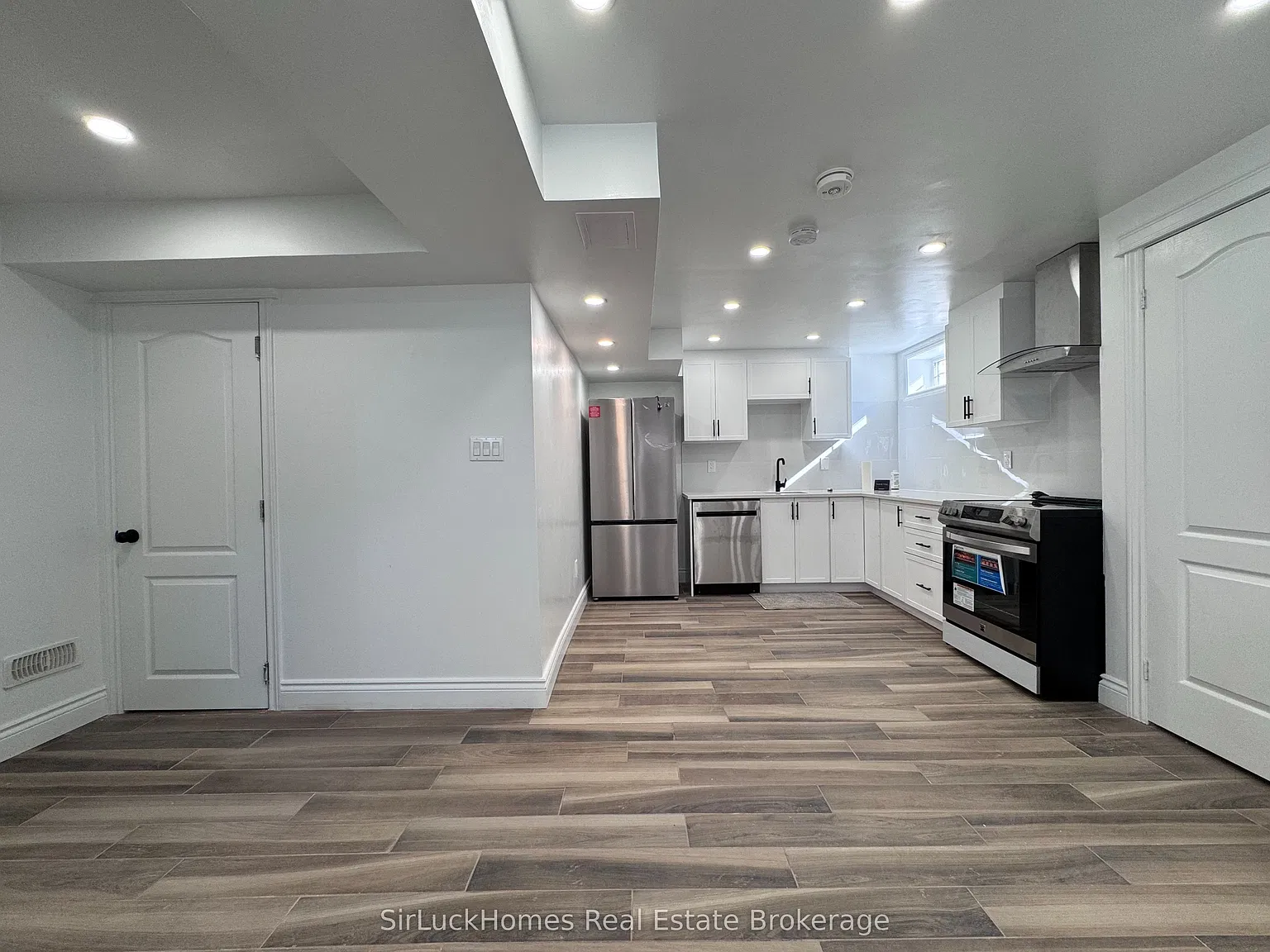 2 bed, $2,200 — Photo 3