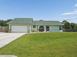 902 Egret Ave, Fort Pierce, FL 34982