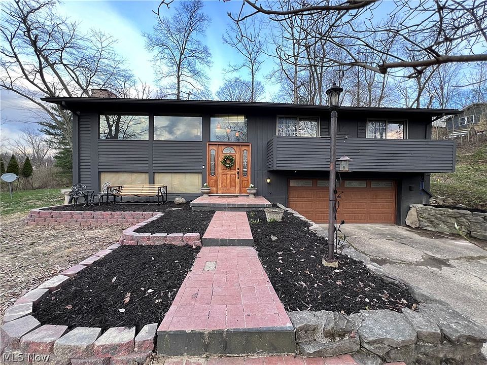 1st image of 2168 Earl Dr