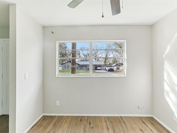 3rd image of 7711 AMHERST STREET