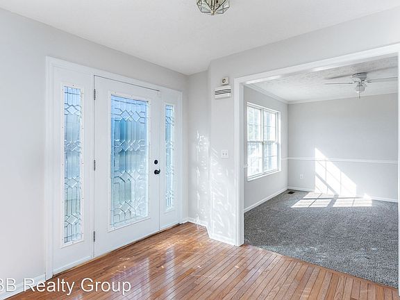 4th image of 2918 Orchardpark Dr
