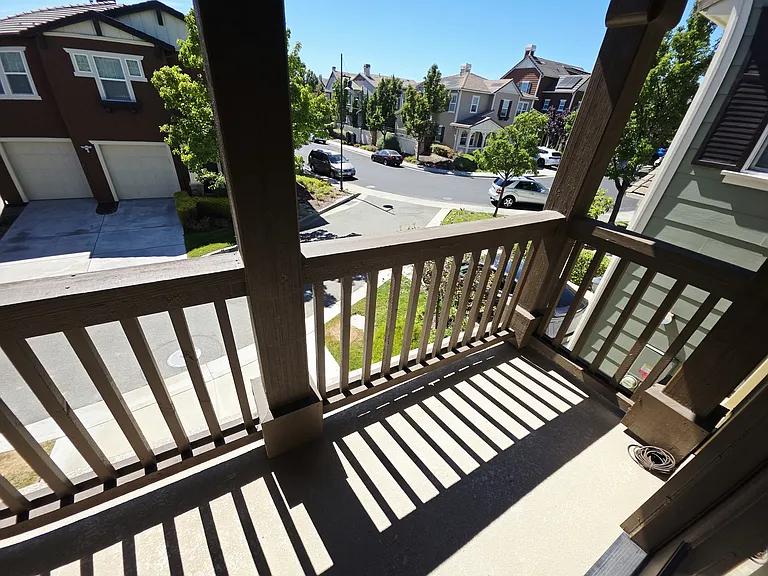 4887 Thorndike Ln — Photo 60
