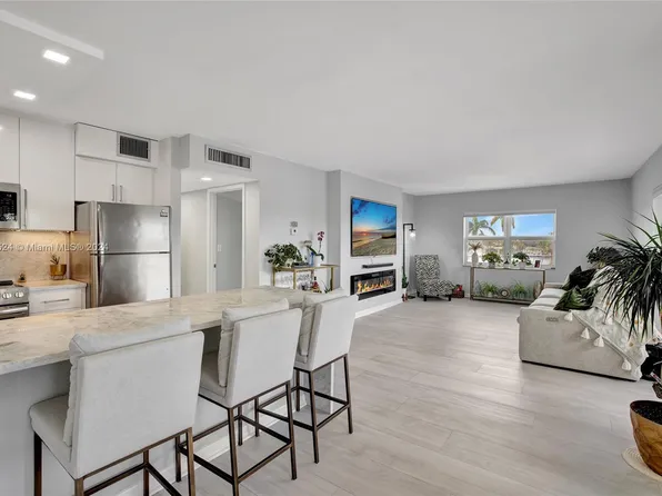 1839 Middle River Dr #200, Fort Lauderdale, FL 33394