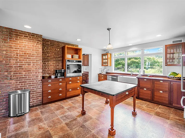 5 Thorn Hedge Rd — Photo 18
