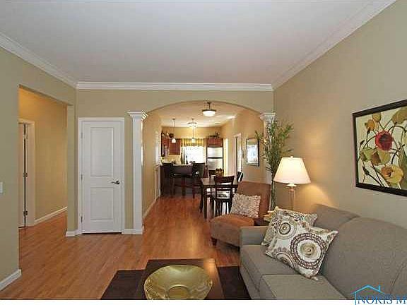 5th image of 1609 Brooklynn Park