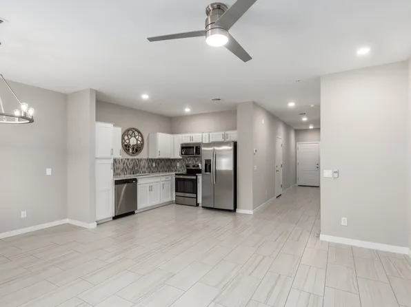 2134 W Harmont Dr, Phoenix, AZ 85021