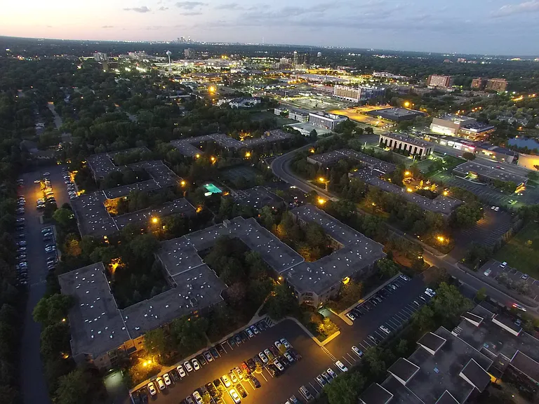 Cedars of Edina Apartments — Photo 65