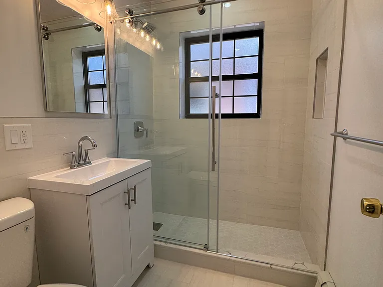 1195 Neill Ave #2 — Photo 8